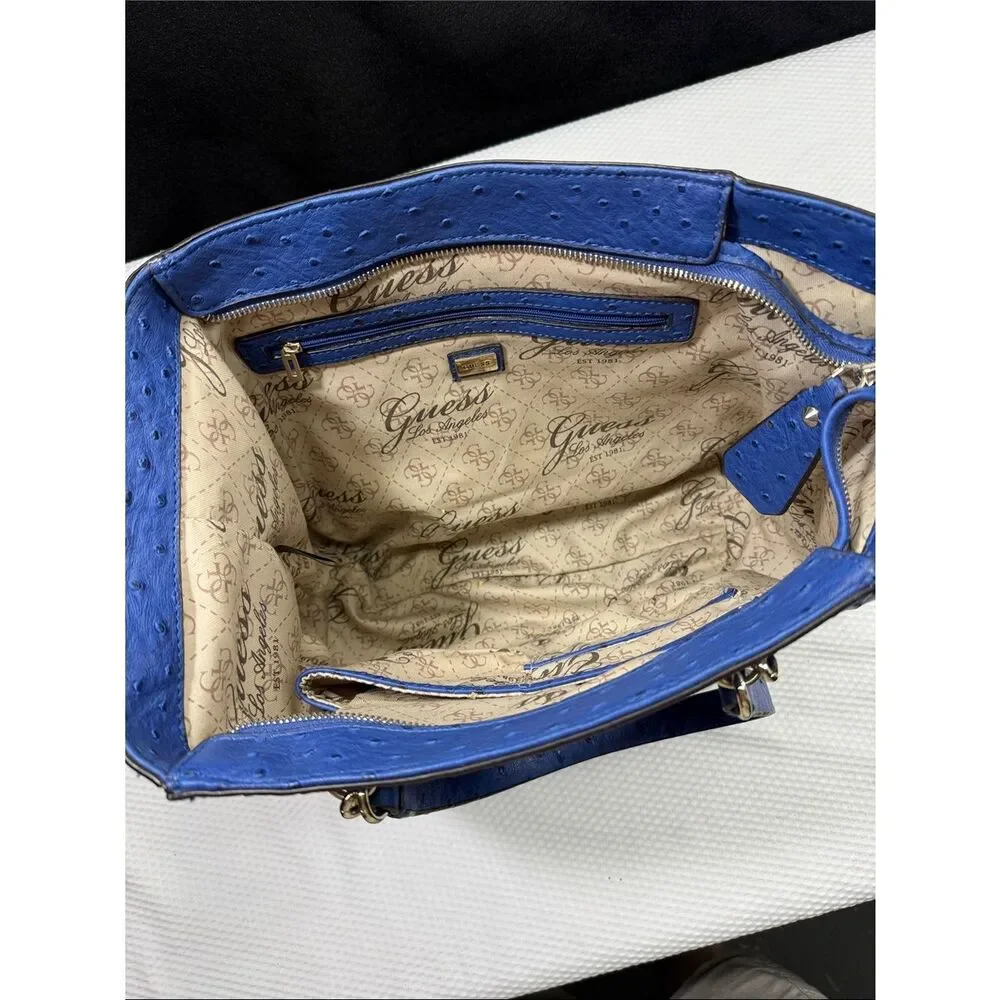 Guess Nikki Faux Ostrich Design Purse  with Gold Chain ❤️